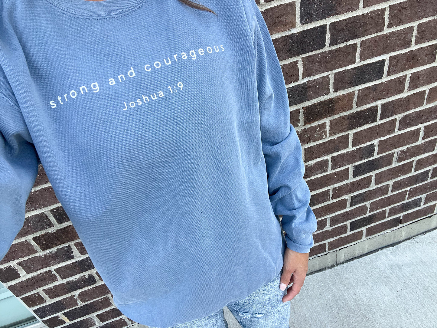 Joshua 1:9 Blue Crew